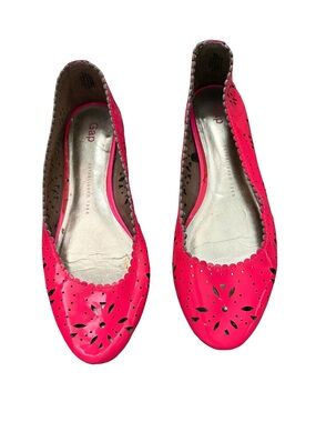 GAP Women's Bright Neon Hot Pink Patent Leather Laser-Cut Ballet Flats